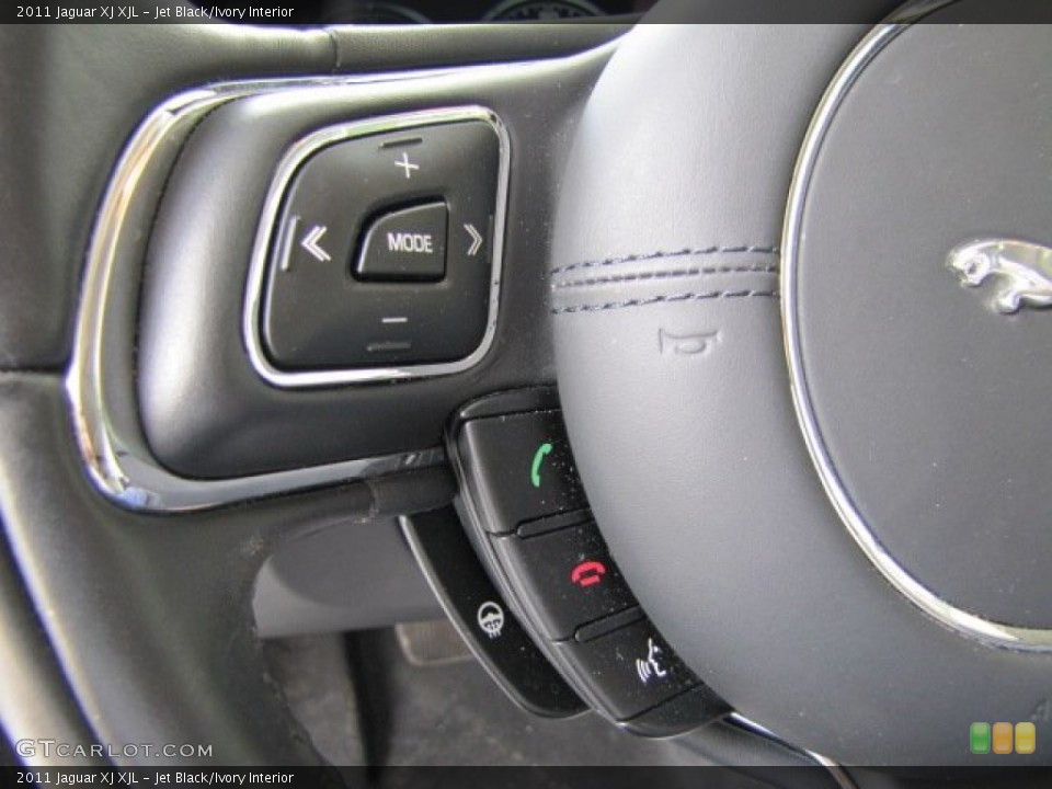 Jet Black/Ivory Interior Controls for the 2011 Jaguar XJ XJL #68163648