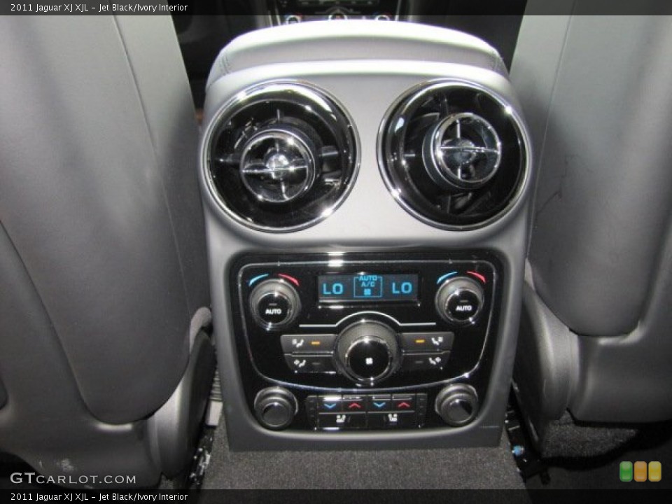 Jet Black/Ivory Interior Controls for the 2011 Jaguar XJ XJL #68163846