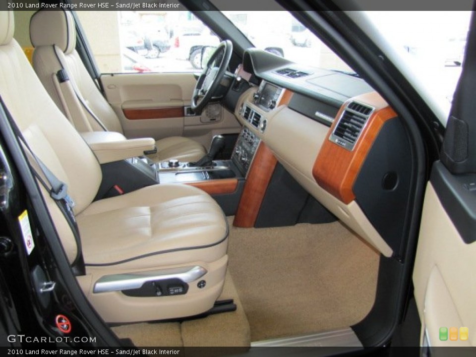 Sand/Jet Black Interior Photo for the 2010 Land Rover Range Rover HSE #68164332