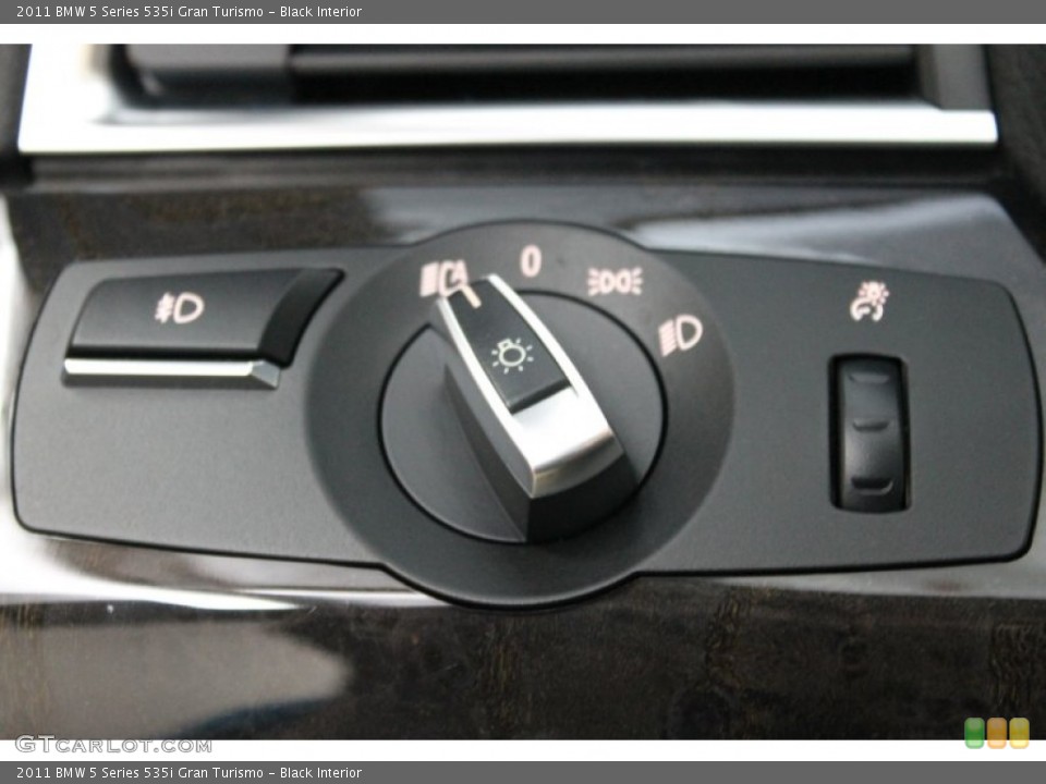 Black Interior Controls for the 2011 BMW 5 Series 535i Gran Turismo #68171319