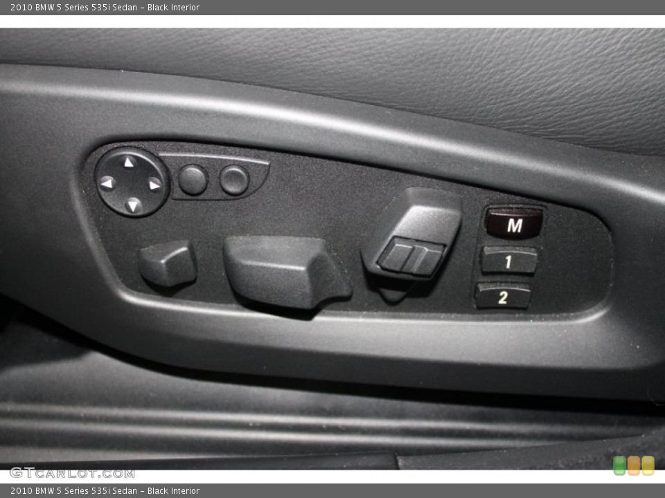 Black Interior Controls for the 2010 BMW 5 Series 535i Sedan #68171607