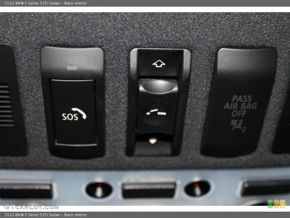 Black Interior Controls for the 2010 BMW 5 Series 535i Sedan #68171673