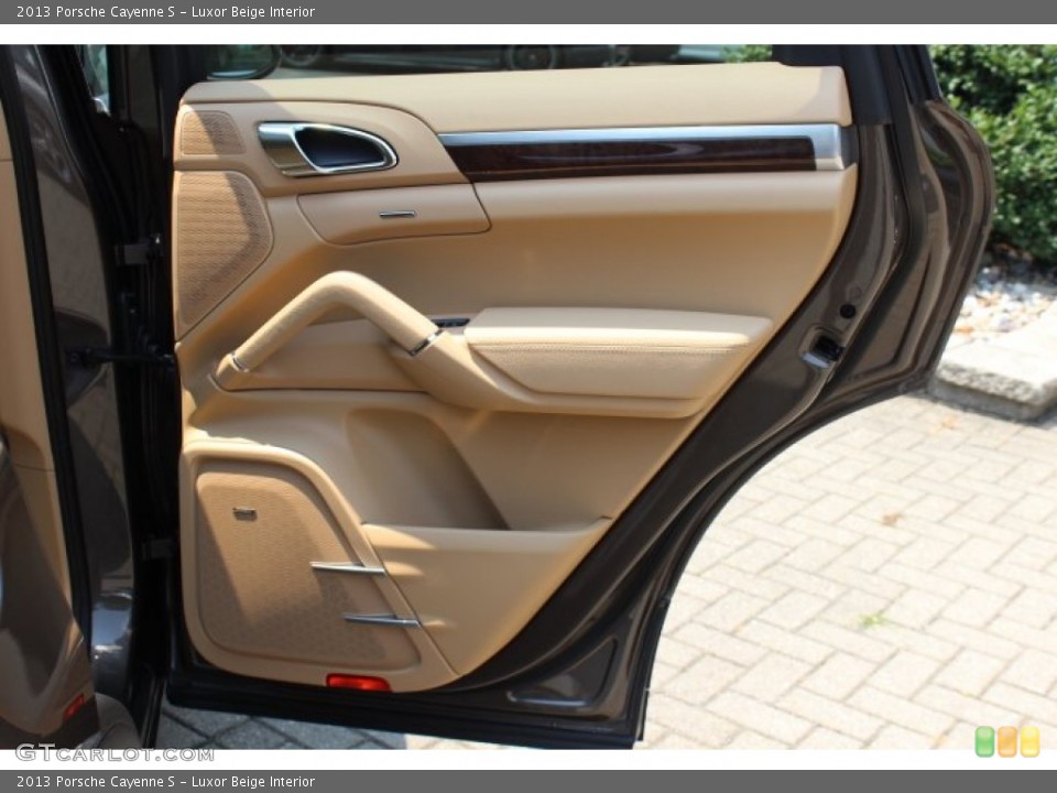 Luxor Beige Interior Door Panel for the 2013 Porsche Cayenne S #68176863
