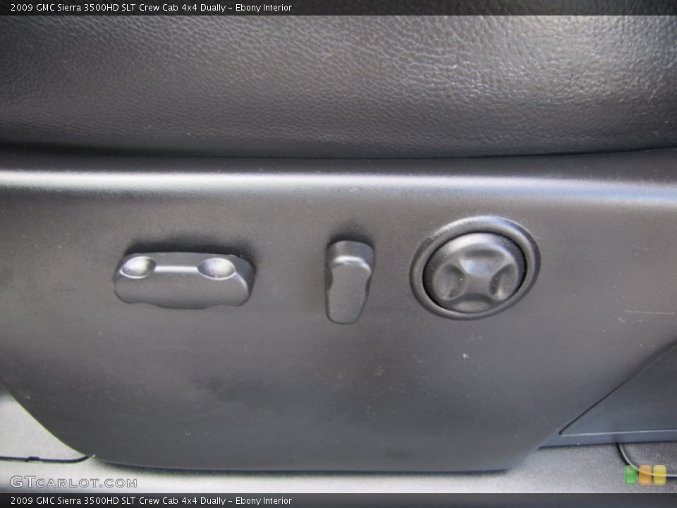 Ebony Interior Controls for the 2009 GMC Sierra 3500HD SLT Crew Cab 4x4 Dually #68183193