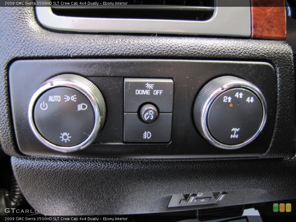 Ebony Interior Controls for the 2009 GMC Sierra 3500HD SLT Crew Cab 4x4 Dually #68183208