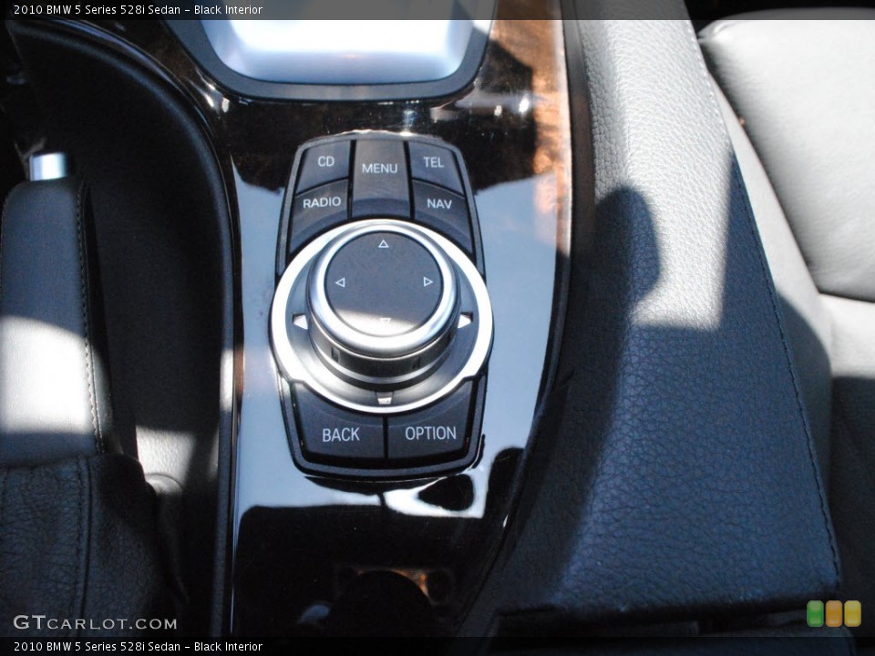 Black Interior Controls for the 2010 BMW 5 Series 528i Sedan #68219073