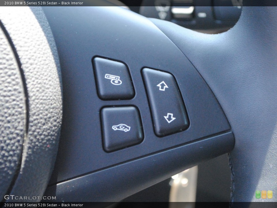 Black Interior Controls for the 2010 BMW 5 Series 528i Sedan #68219082