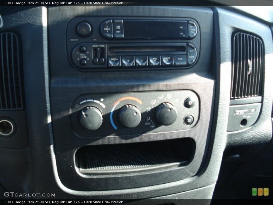 Dark Slate Gray Interior Controls for the 2003 Dodge Ram 2500 SLT Regular Cab 4x4 #68222386