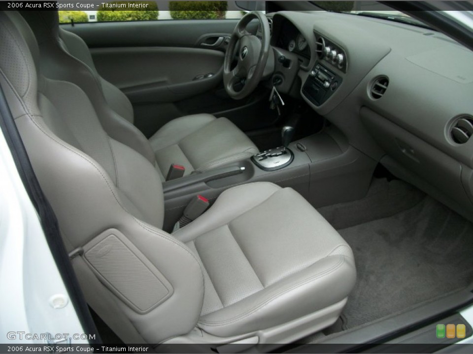 Titanium Interior Photo for the 2006 Acura RSX Sports Coupe #68230868