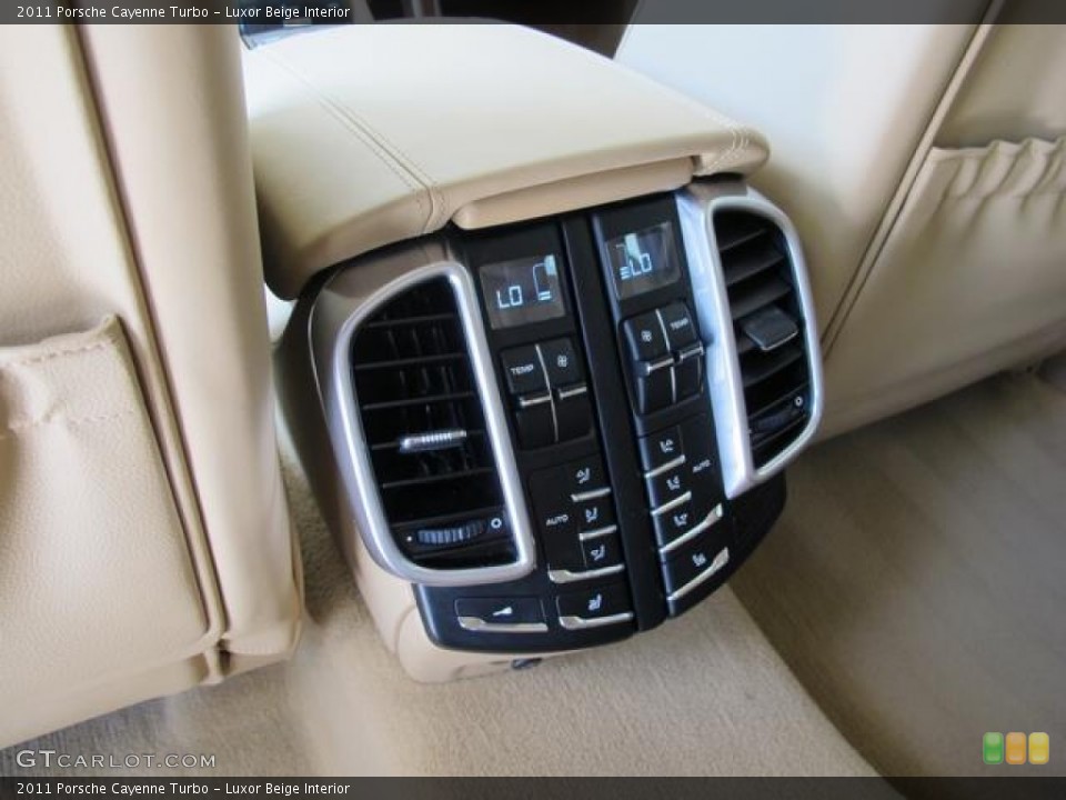 Luxor Beige Interior Controls for the 2011 Porsche Cayenne Turbo #68241994