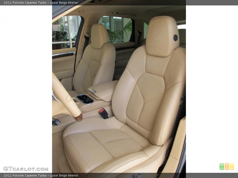 Luxor Beige Interior Front Seat for the 2011 Porsche Cayenne Turbo #68242012
