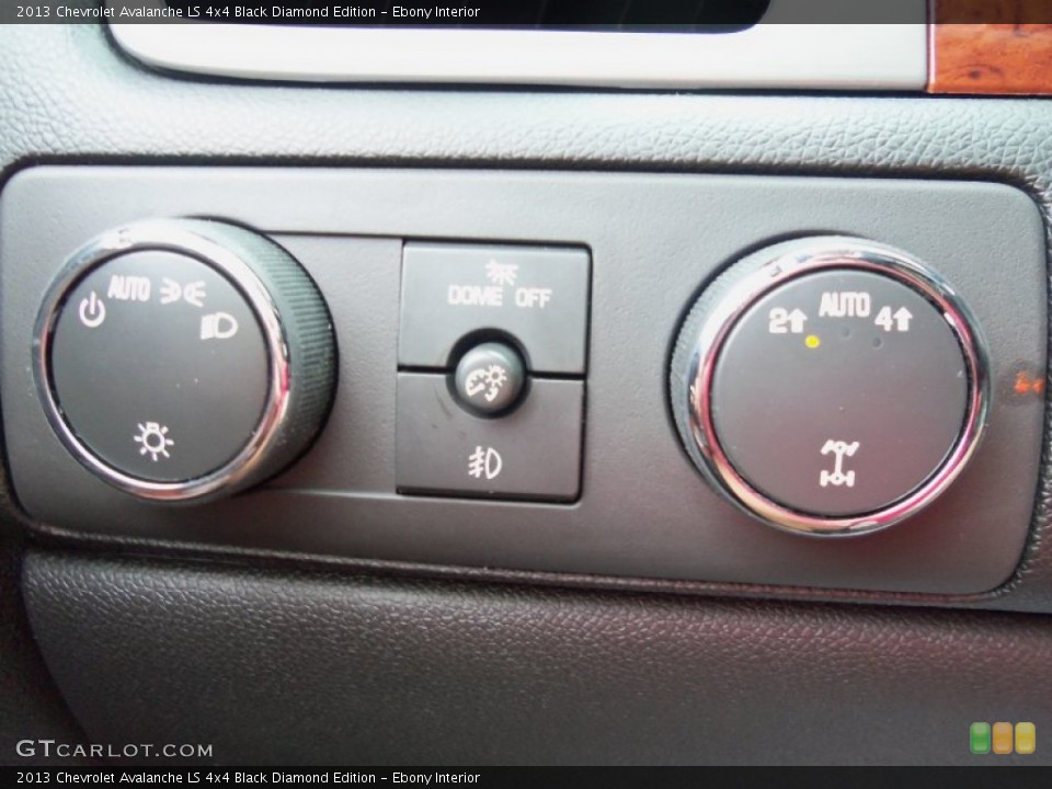 Ebony Interior Controls for the 2013 Chevrolet Avalanche LS 4x4 Black Diamond Edition #68245246