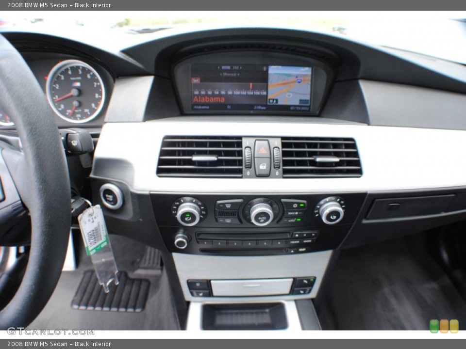 Black Interior Controls for the 2008 BMW M5 Sedan #68249395