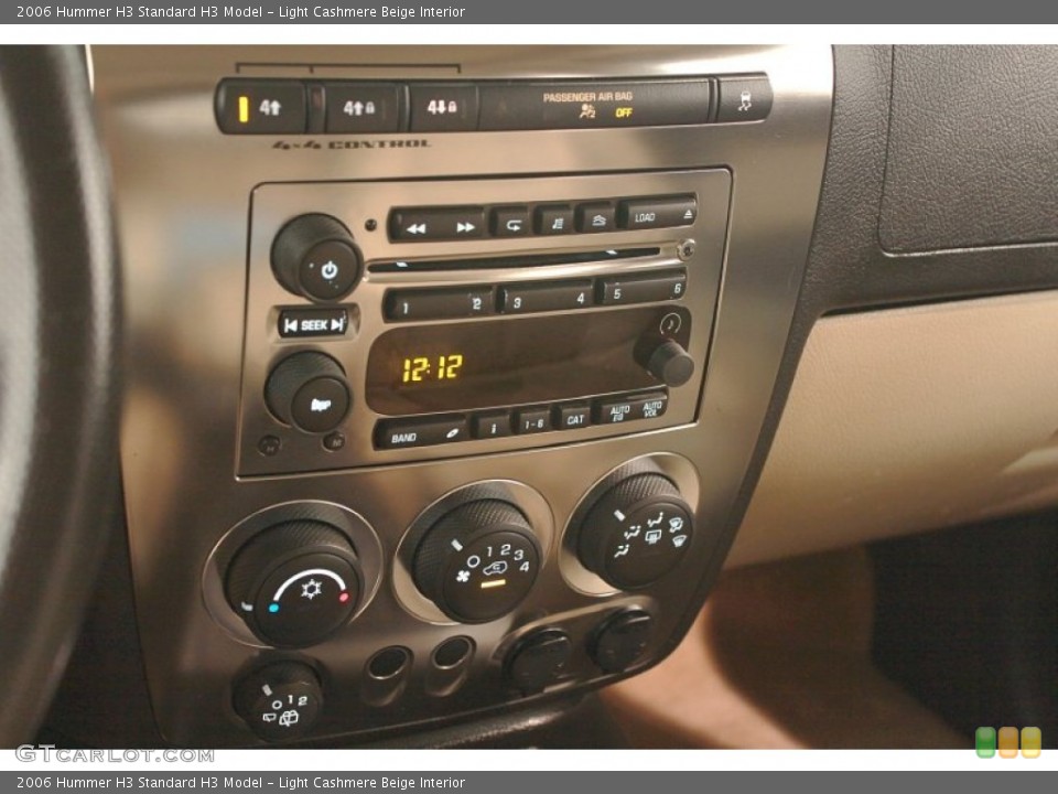 Light Cashmere Beige Interior Controls for the 2006 Hummer H3  #68295749