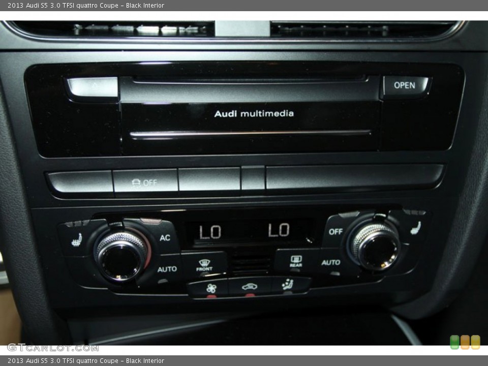 Black Interior Controls for the 2013 Audi S5 3.0 TFSI quattro Coupe #68302187