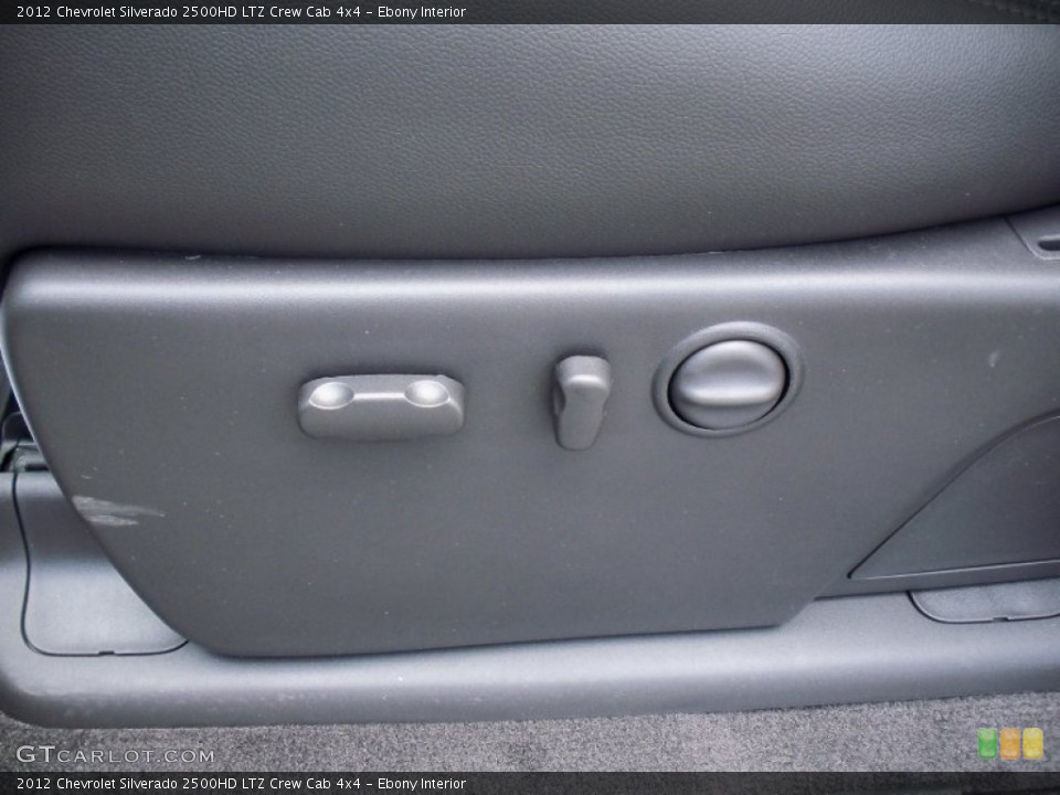 Ebony Interior Controls for the 2012 Chevrolet Silverado 2500HD LTZ Crew Cab 4x4 #68303831