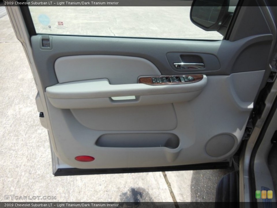 Light Titanium/Dark Titanium Interior Door Panel for the 2009 Chevrolet Suburban LT #68307488