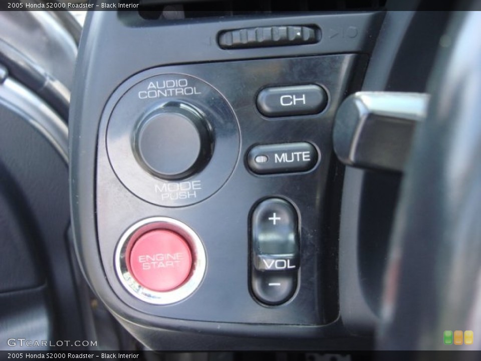 Black Interior Controls for the 2005 Honda S2000 Roadster #68313908