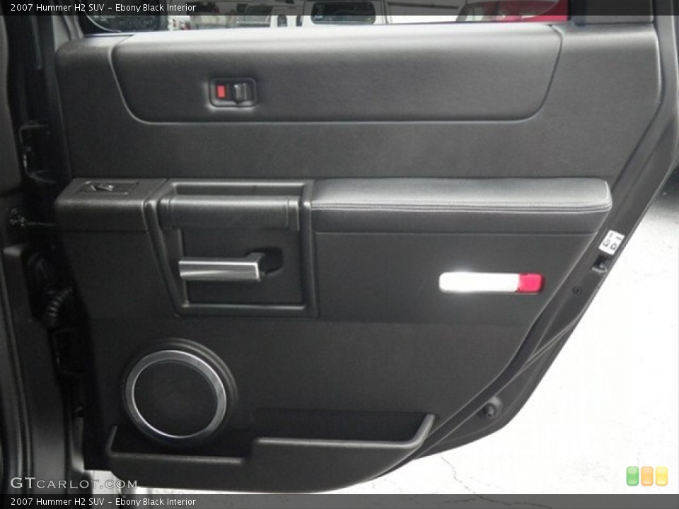 Ebony Black Interior Door Panel for the 2007 Hummer H2 SUV #68321006