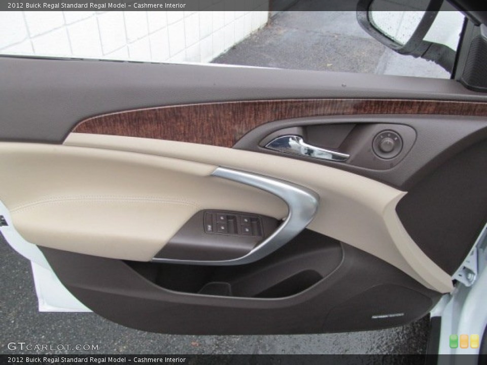 Cashmere Interior Door Panel for the 2012 Buick Regal  #68325755
