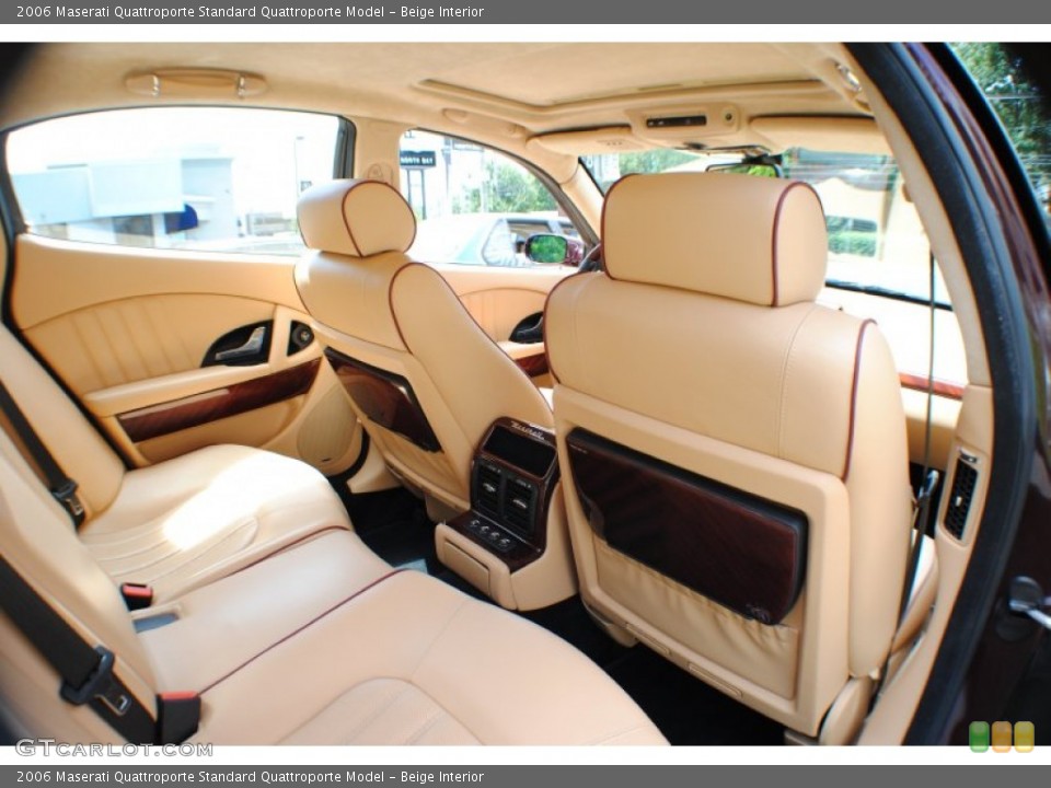 Beige Interior Photo for the 2006 Maserati Quattroporte  #68347087