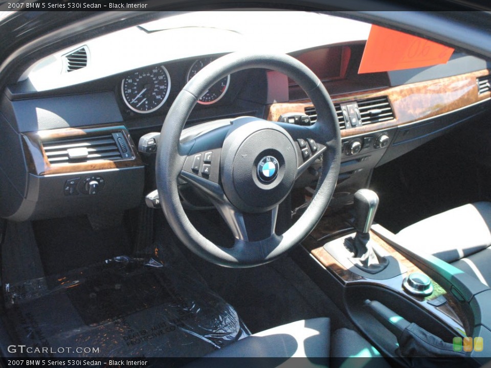 Black Interior Dashboard for the 2007 BMW 5 Series 530i Sedan #68363104