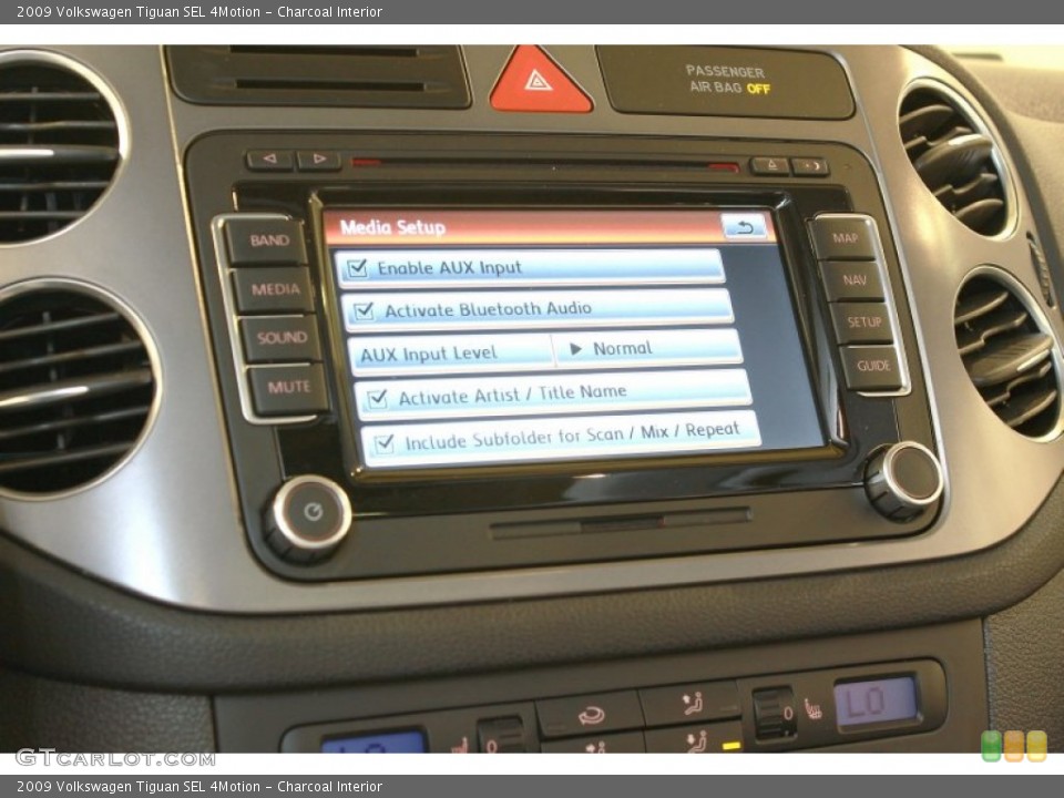 Charcoal Interior Controls for the 2009 Volkswagen Tiguan SEL 4Motion #68367648
