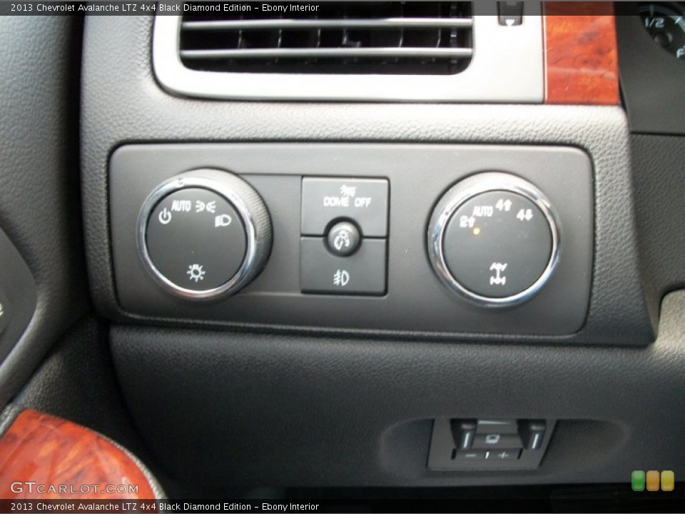 Ebony Interior Controls for the 2013 Chevrolet Avalanche LTZ 4x4 Black Diamond Edition #68387577