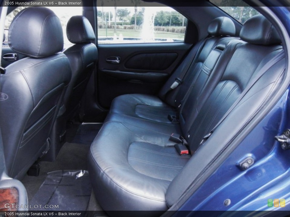 Black Interior Rear Seat for the 2005 Hyundai Sonata LX V6 #68390958
