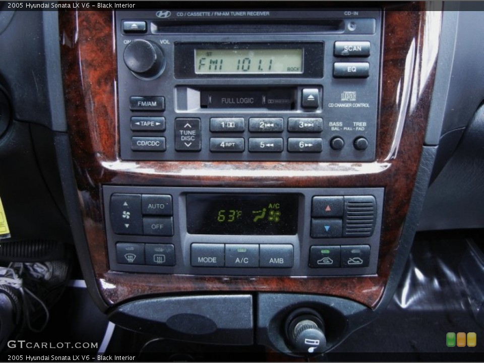 Black Interior Controls for the 2005 Hyundai Sonata LX V6 #68391030