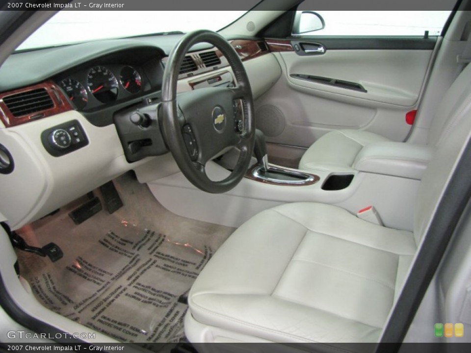 Gray Interior Photo for the 2007 Chevrolet Impala LT #68408798