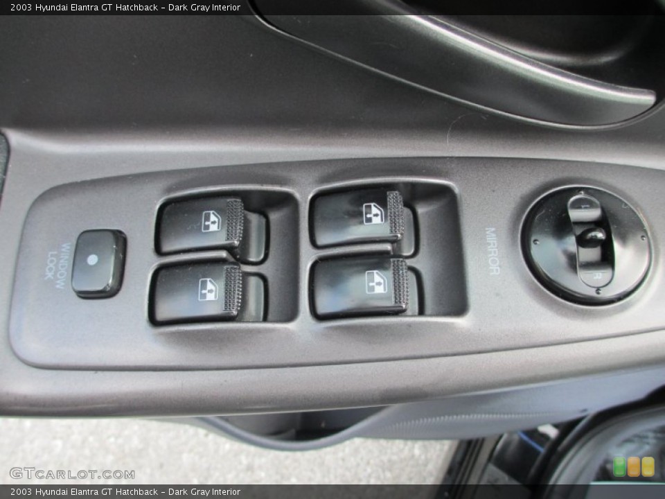 Dark Gray Interior Controls for the 2003 Hyundai Elantra GT Hatchback #68414240