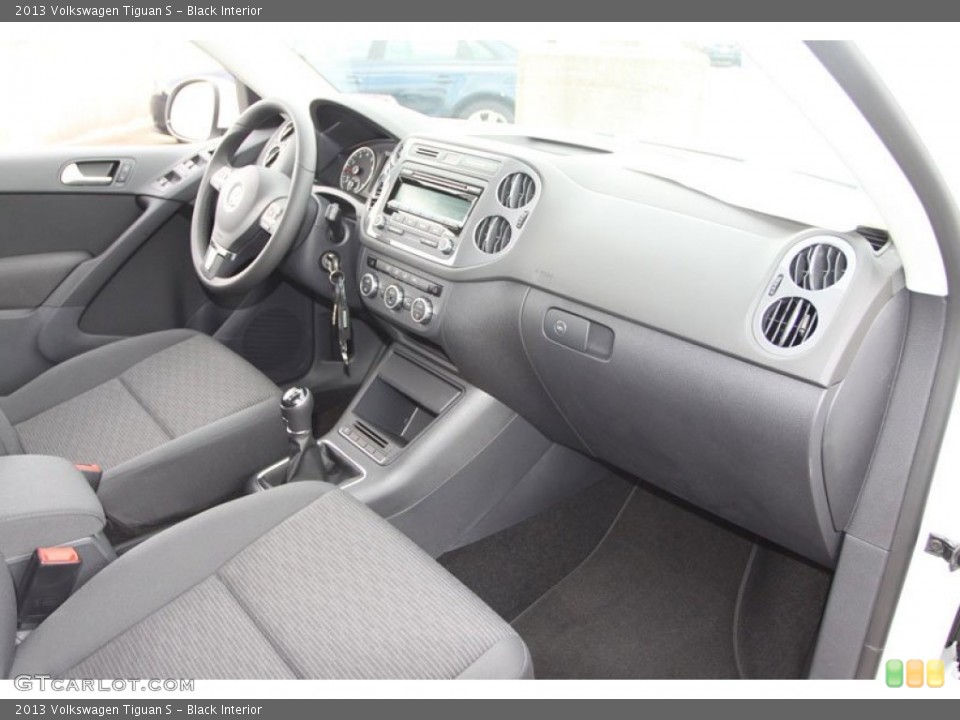 Black Interior Photo for the 2013 Volkswagen Tiguan S #68421380