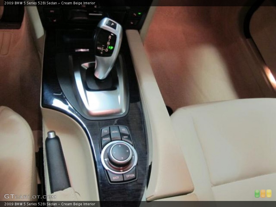Cream Beige Interior Transmission for the 2009 BMW 5 Series 528i Sedan #68425046