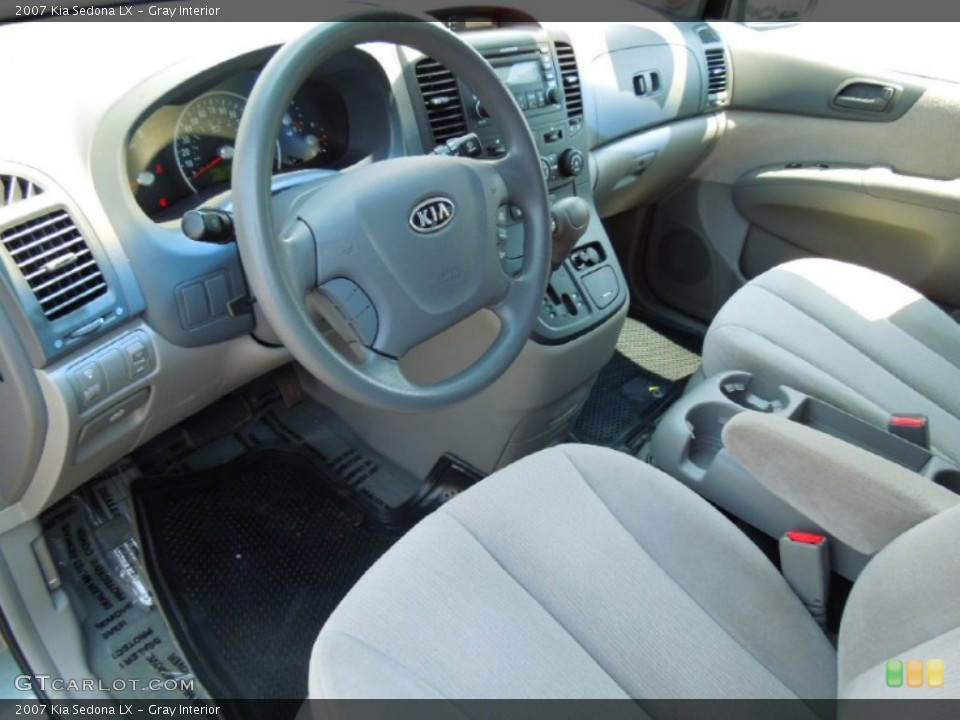 Gray Interior Prime Interior for the 2007 Kia Sedona LX #68458415