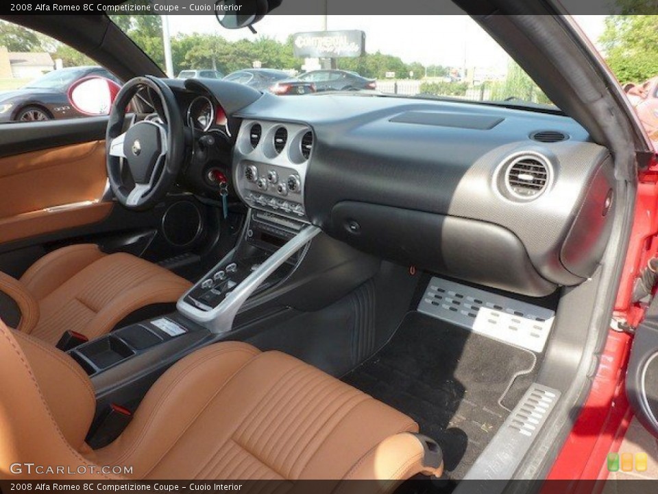 Cuoio Interior Dashboard for the 2008 Alfa Romeo 8C Competizione Coupe #68462003
