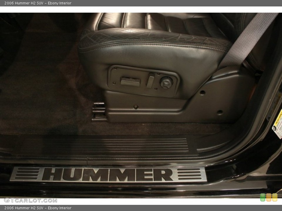 Ebony Interior Front Seat for the 2006 Hummer H2 SUV #68466340