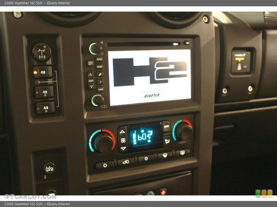Ebony Interior Navigation for the 2006 Hummer H2 SUV #68466358
