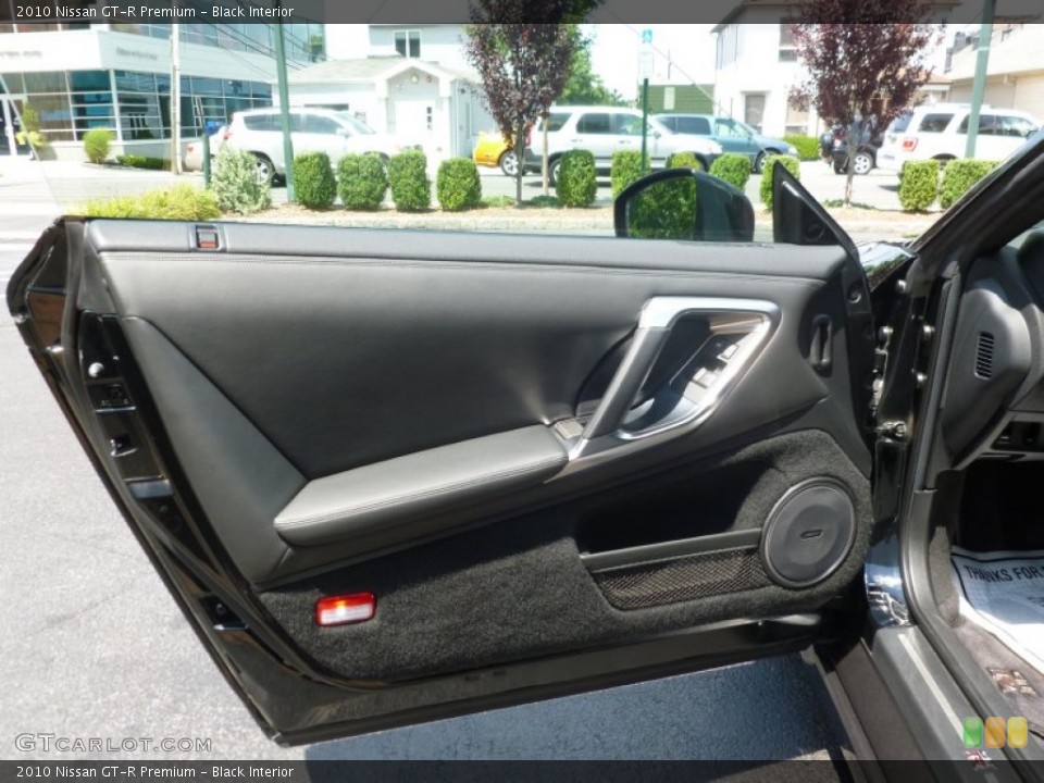 Black Interior Door Panel for the 2010 Nissan GT-R Premium #68467168