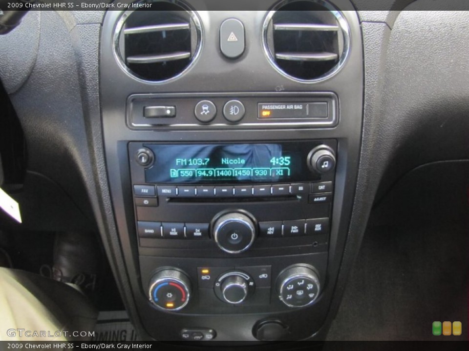 Ebony/Dark Gray Interior Controls for the 2009 Chevrolet HHR SS #68467345