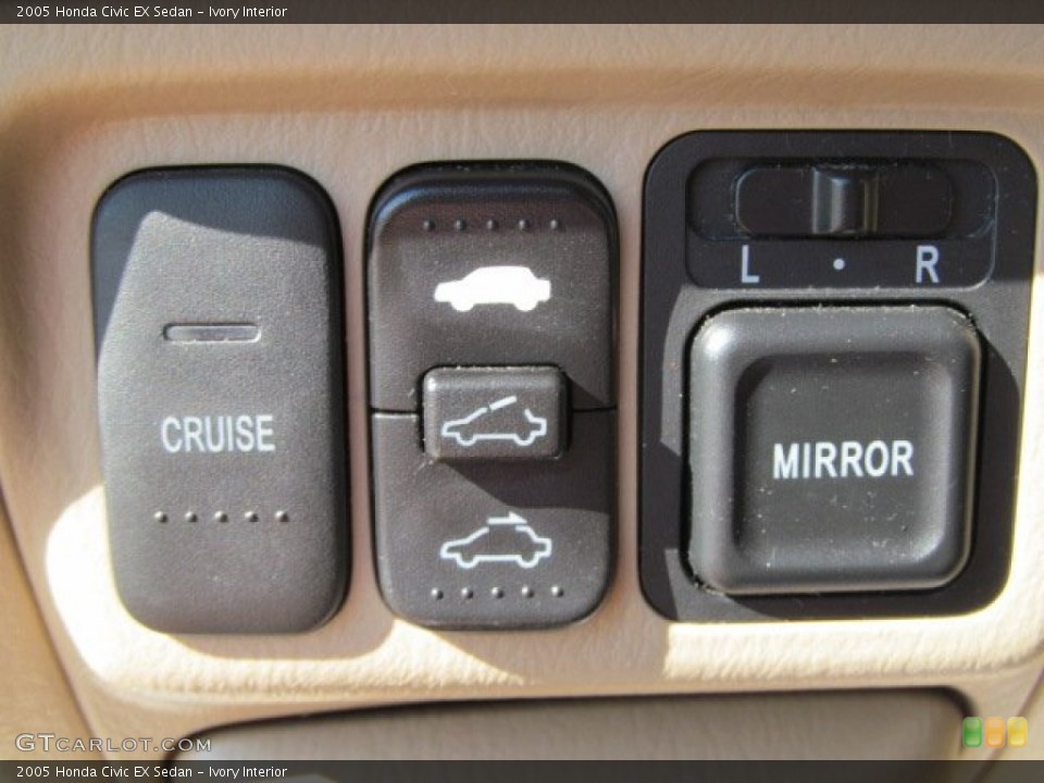 Ivory Interior Controls for the 2005 Honda Civic EX Sedan #68473134