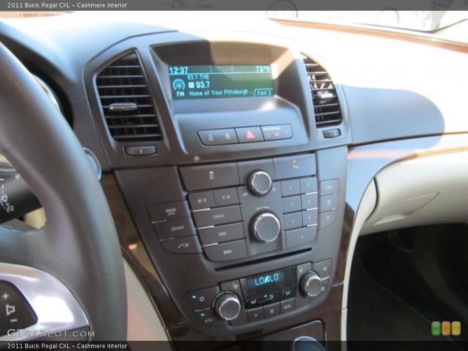 Cashmere Interior Controls for the 2011 Buick Regal CXL #68502025