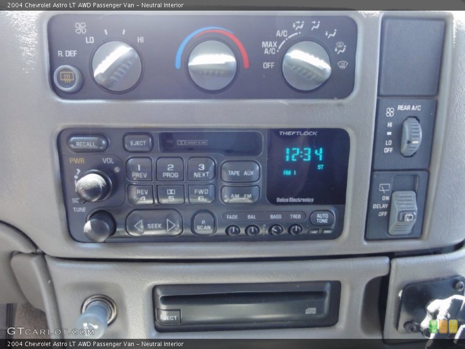 Neutral Interior Controls for the 2004 Chevrolet Astro LT AWD Passenger Van #68506342