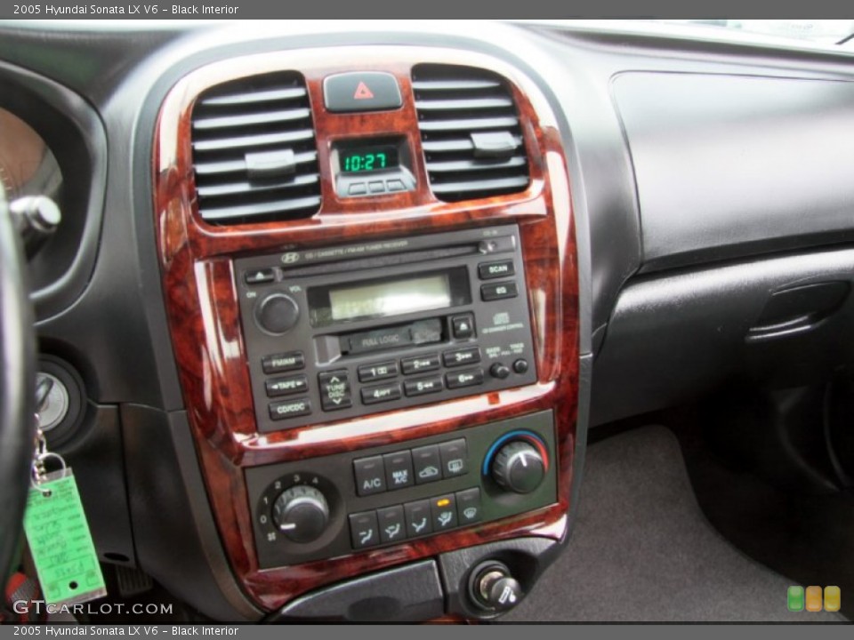 Black Interior Controls for the 2005 Hyundai Sonata LX V6 #68509381