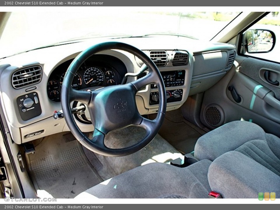 Medium Gray Interior Prime Interior for the 2002 Chevrolet S10 Extended Cab #68527423