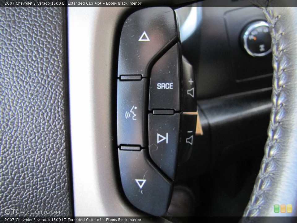 Ebony Black Interior Controls for the 2007 Chevrolet Silverado 1500 LT Extended Cab 4x4 #68528287