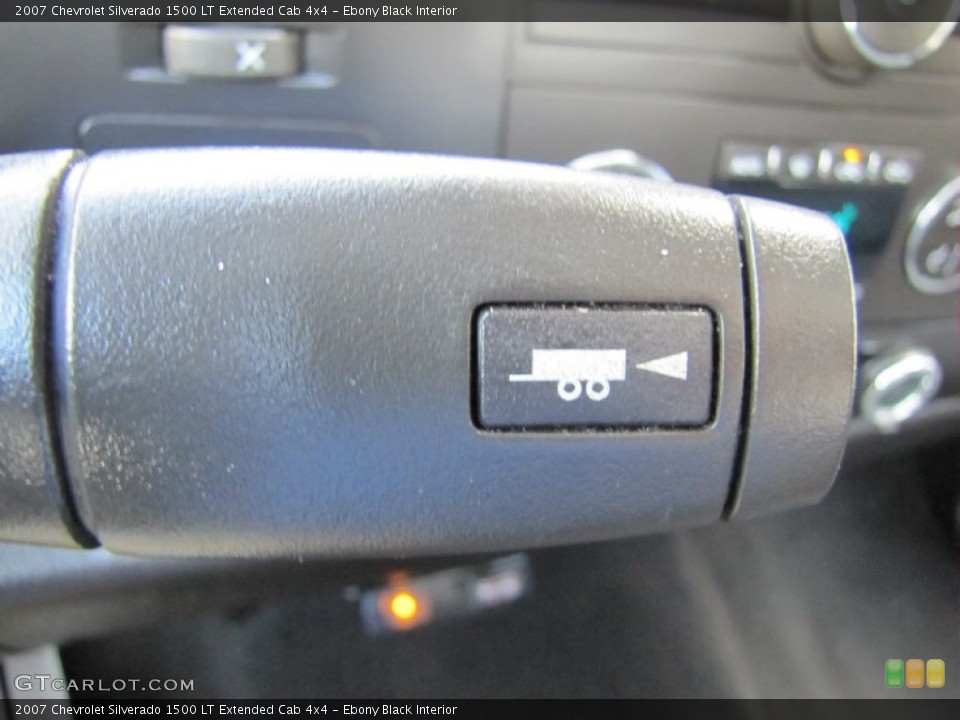 Ebony Black Interior Transmission for the 2007 Chevrolet Silverado 1500 LT Extended Cab 4x4 #68528337