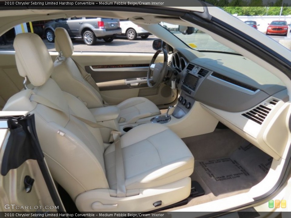 Medium Pebble Beige/Cream Interior Photo for the 2010 Chrysler Sebring Limited Hardtop Convertible #68528611