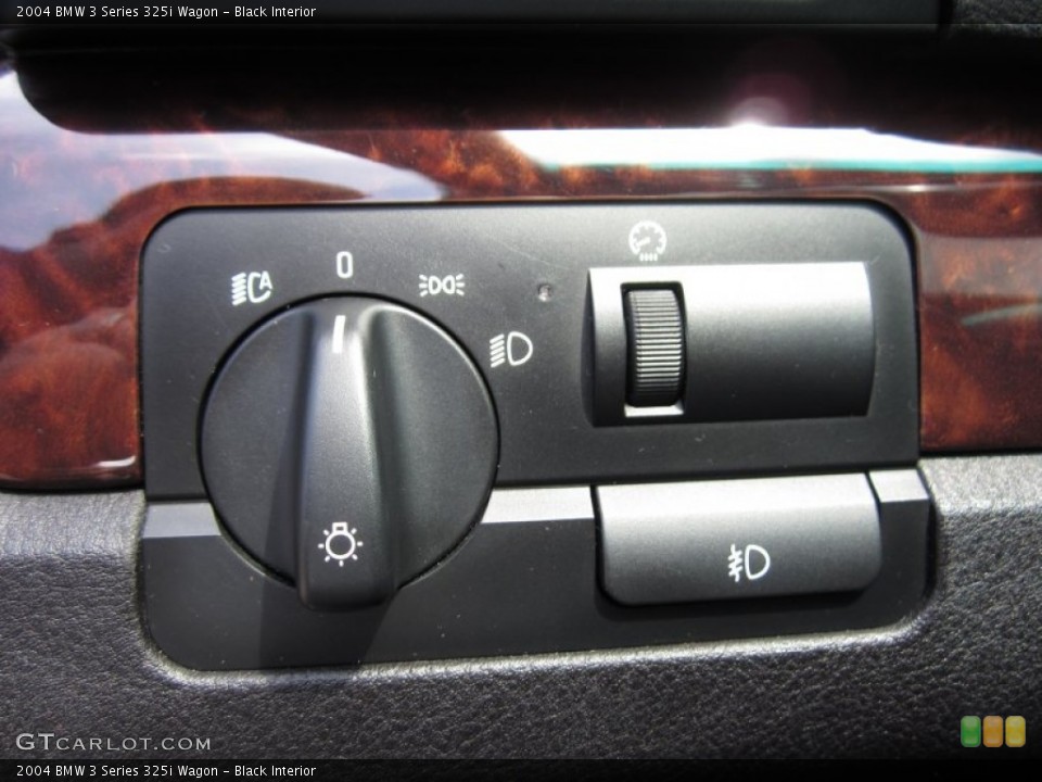Black Interior Controls for the 2004 BMW 3 Series 325i Wagon #68532175