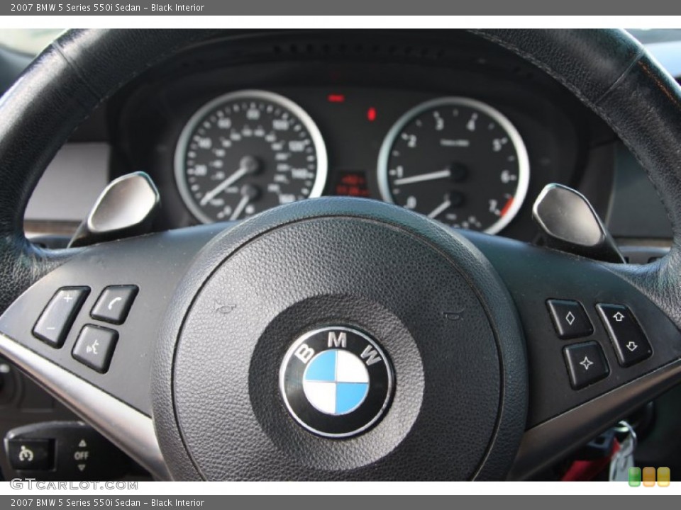 Black Interior Controls for the 2007 BMW 5 Series 550i Sedan #68538862